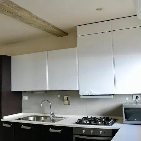 Modern 3br Near Santa Maria Novella Station Appartamento *