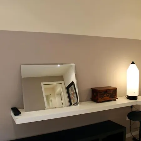 Modern 3br Near Santa Maria Novella Station Apartment